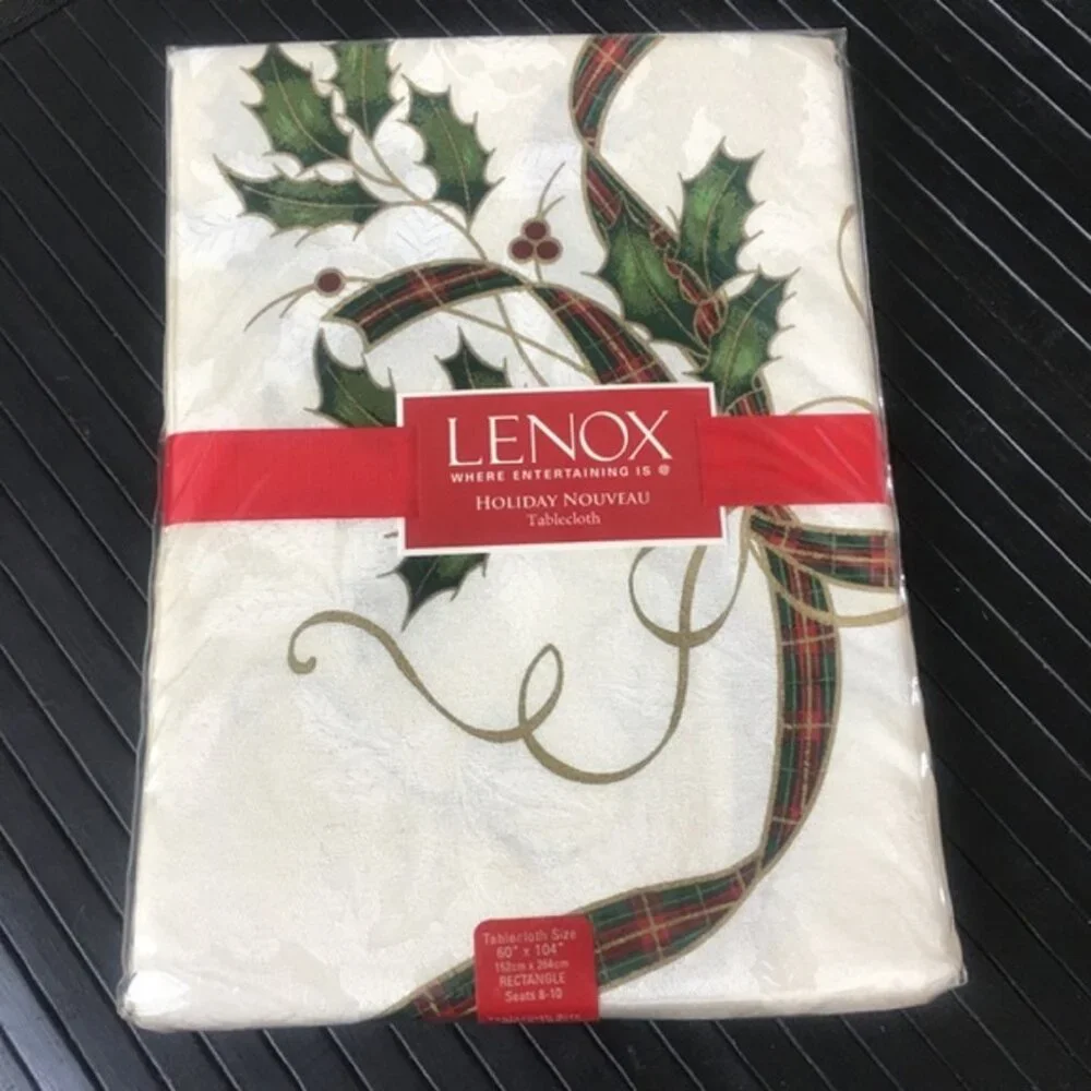 old stock (brand new in pkg) Lenox 60x104